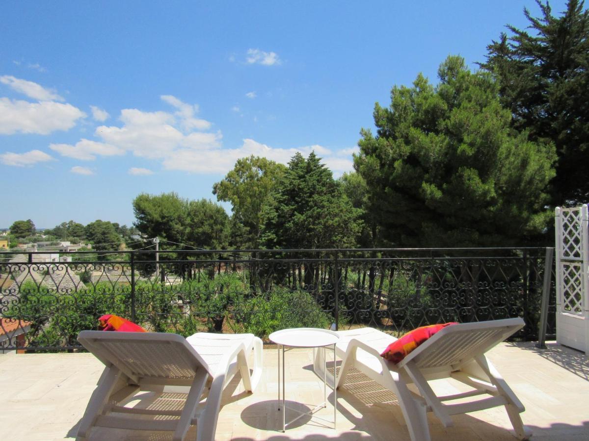 Villa Il Giovane Alloro มาร์ตินาฟรังกา ภายนอก รูปภาพ